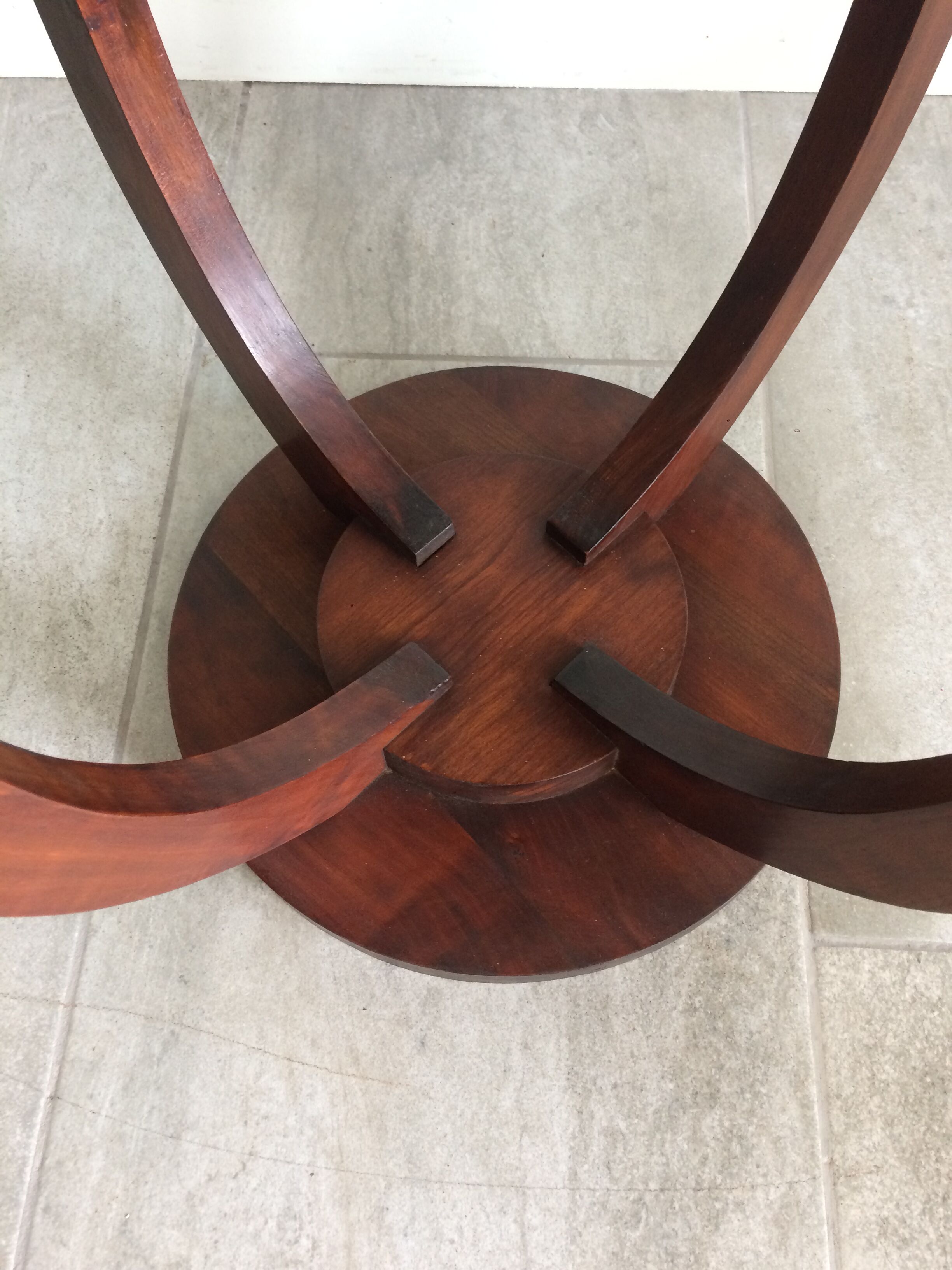 Table d'appoint ronde art déco