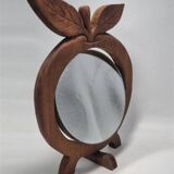 Apple mirror