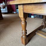 Big Cherry country table