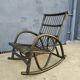 Rocking-chair en rotin noir