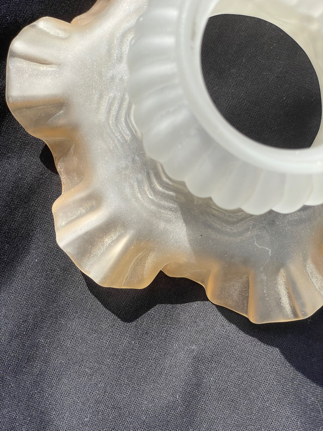 Lampshade lamp, glass tulip, frosted pink froufrou