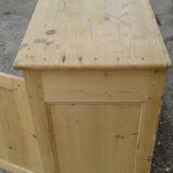 Parisian buffet in raw fir