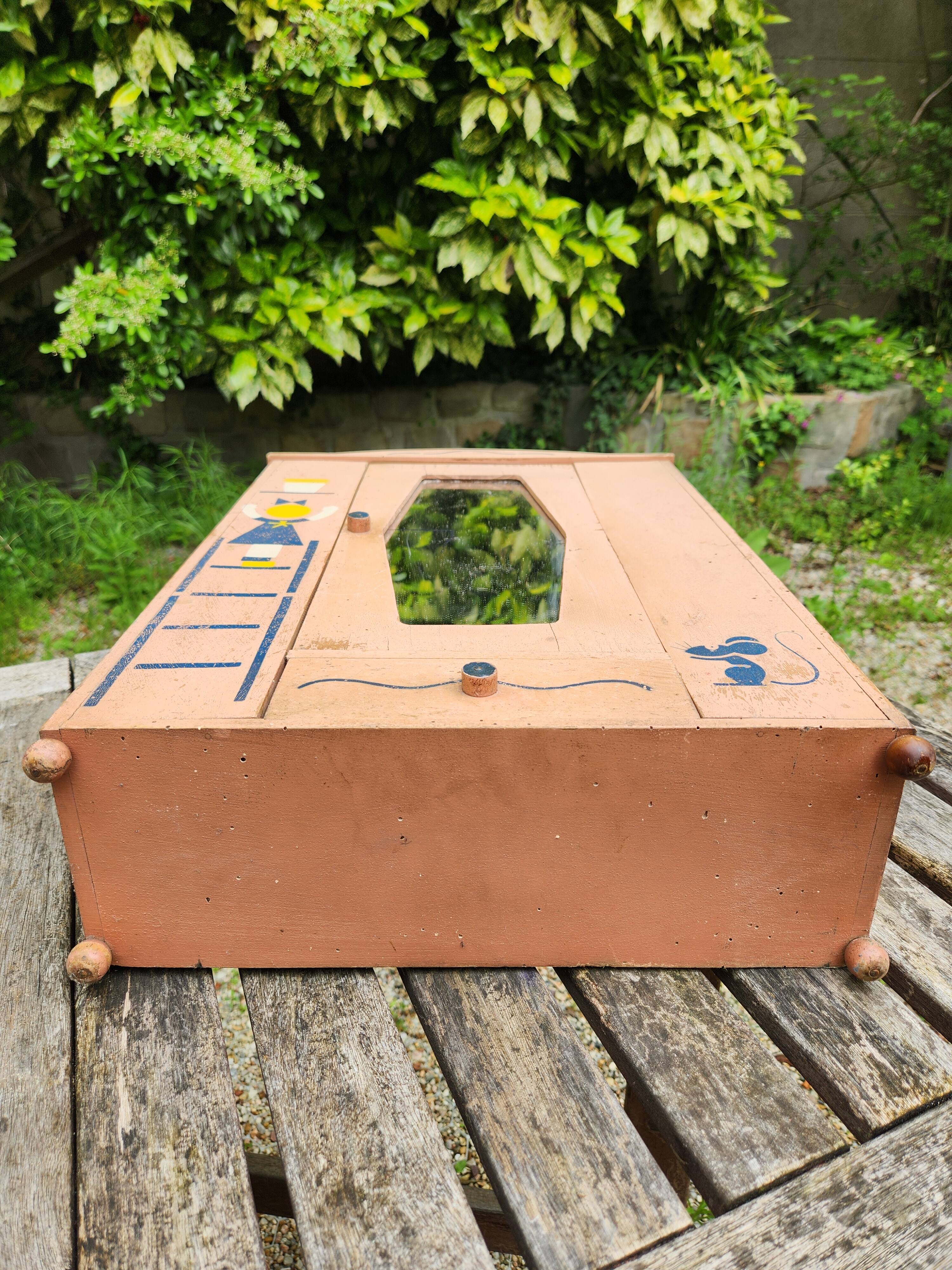 Vintage doll wardrobe