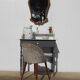 Meuble de toilette en bois et marbre blanc