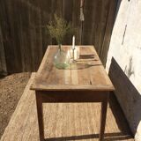 Farm table