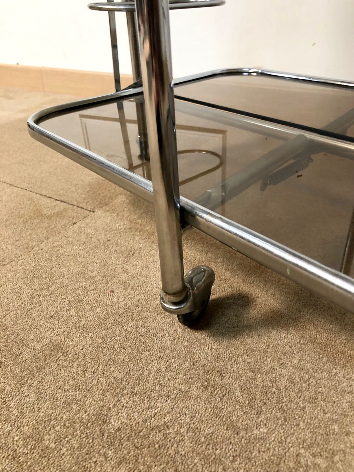 Folding dessert smoked glass