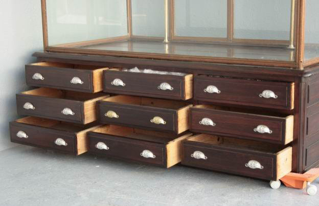 Importante Vitrine Napoléon III fonte bronze doré