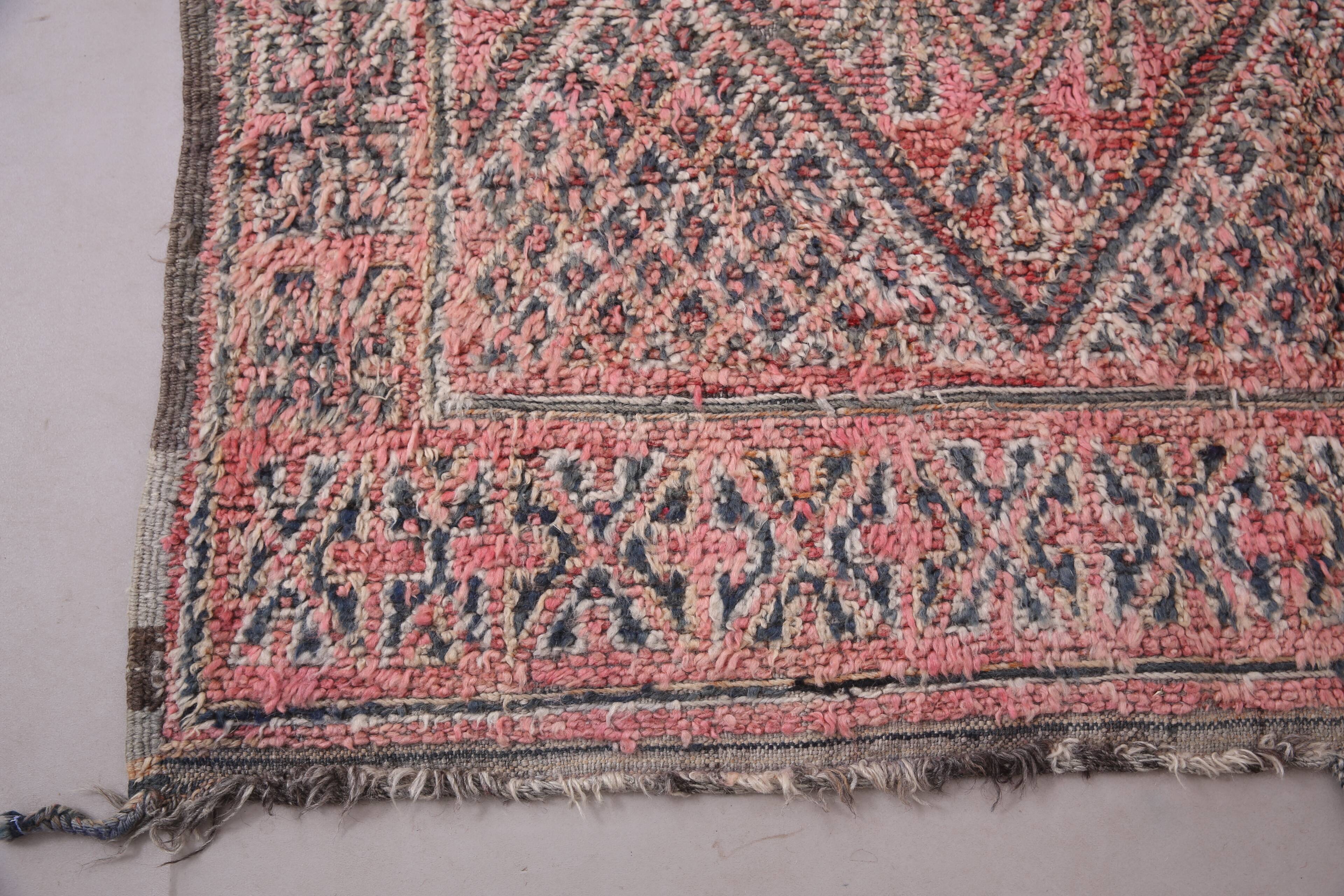 Pink Vintage Beni mguild Rug 185 x 348 cm - Berber Wool Rug - Moroccan Rug