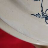 antique soup tureen Terre de Feu 1920/1930 with a decoration of birds and insects