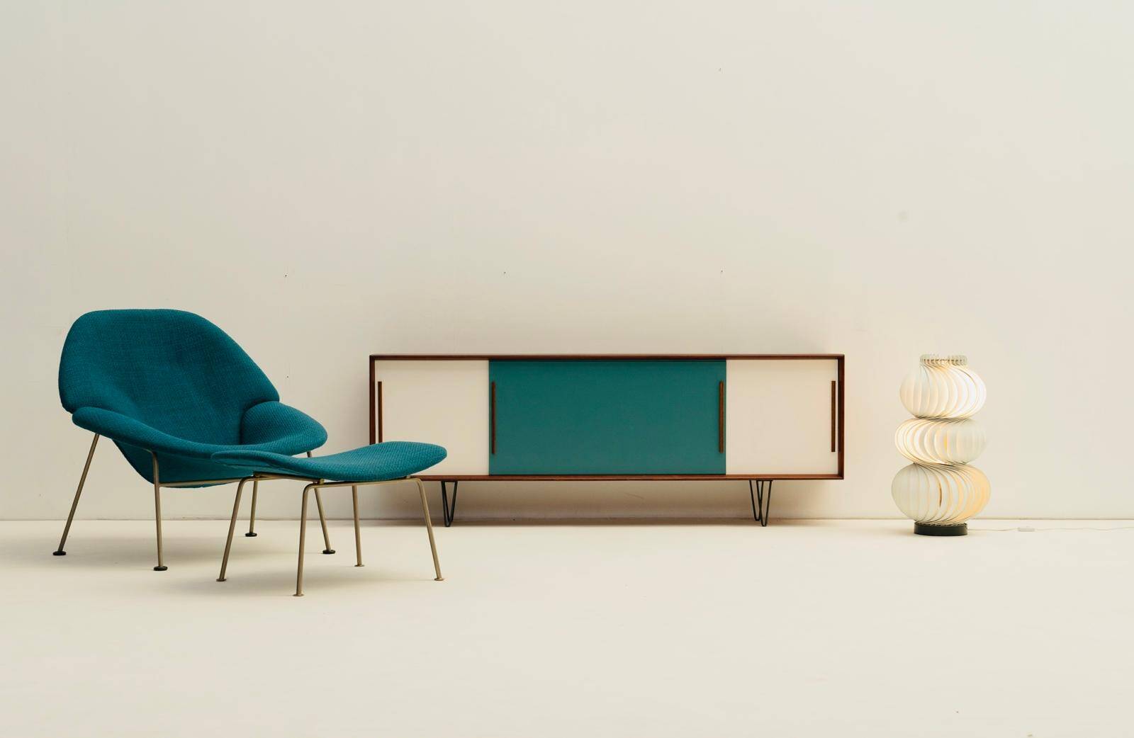 Scandinavian low sideboard 3 doors