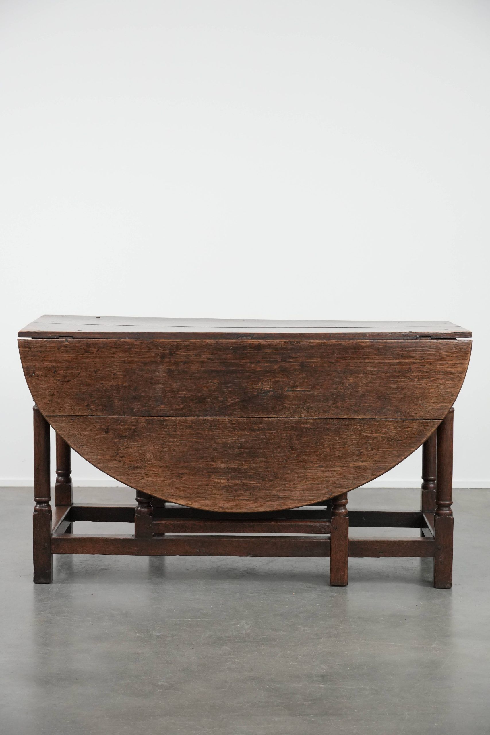 Antique English oak side/dining/gateleg table from the 18th century