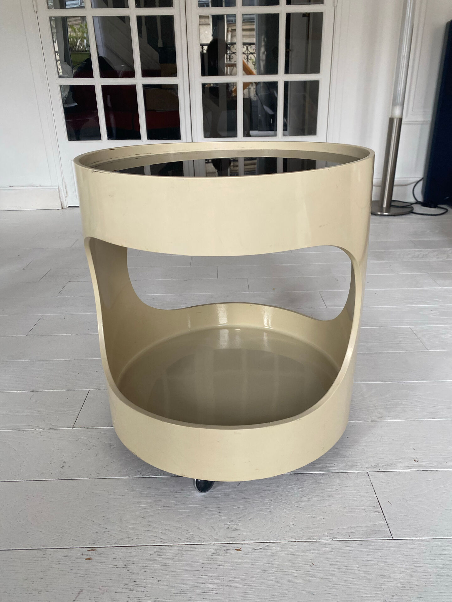 Opal, wheeled side table