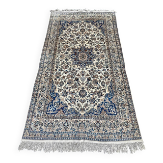 Hand-knotted Dwarf Persian Rug