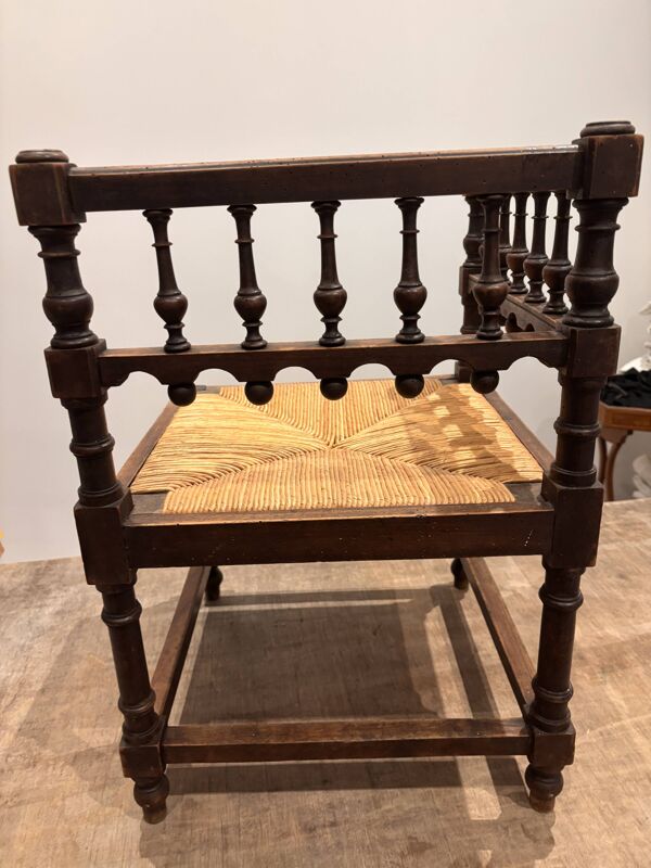 Chaise d’angle ancienne française