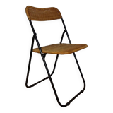 Wicker folding chair