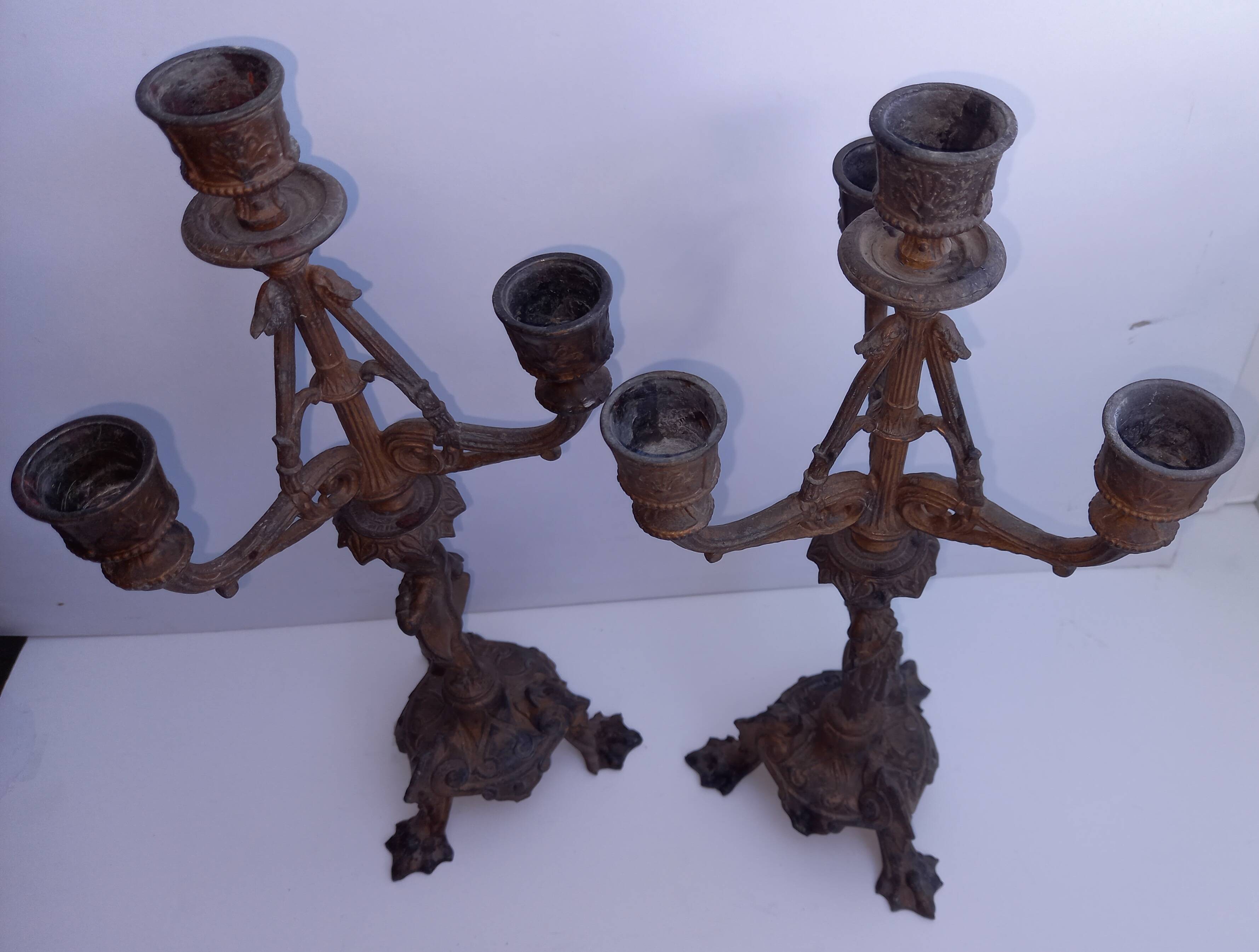 Regulate candlesticks - Pair of Louis XV characters