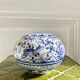 Vase pique fleurs décor bleu monochrome