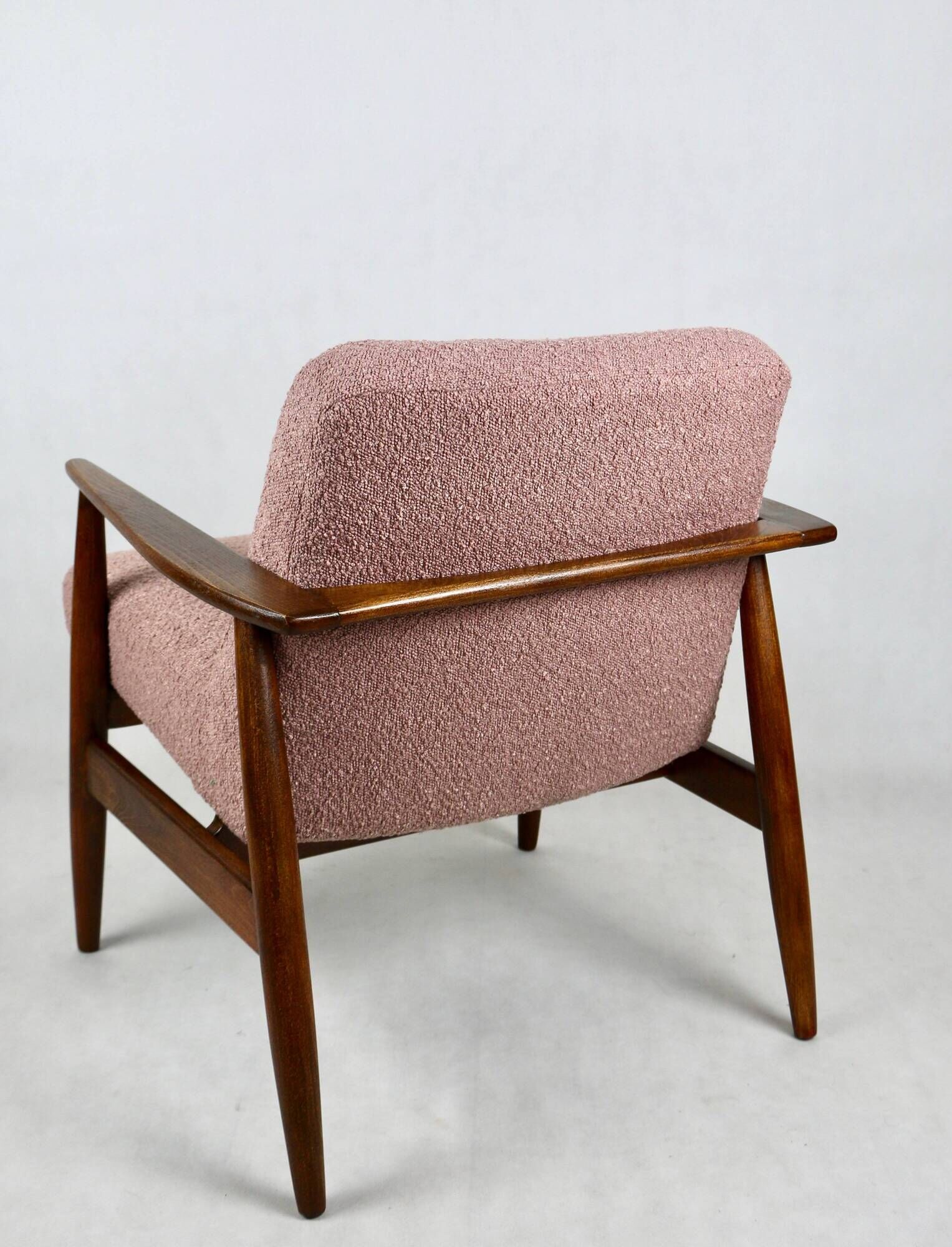 Pink Boucle GFM63 Lounge Chair by J. Kedziorek, 1970s