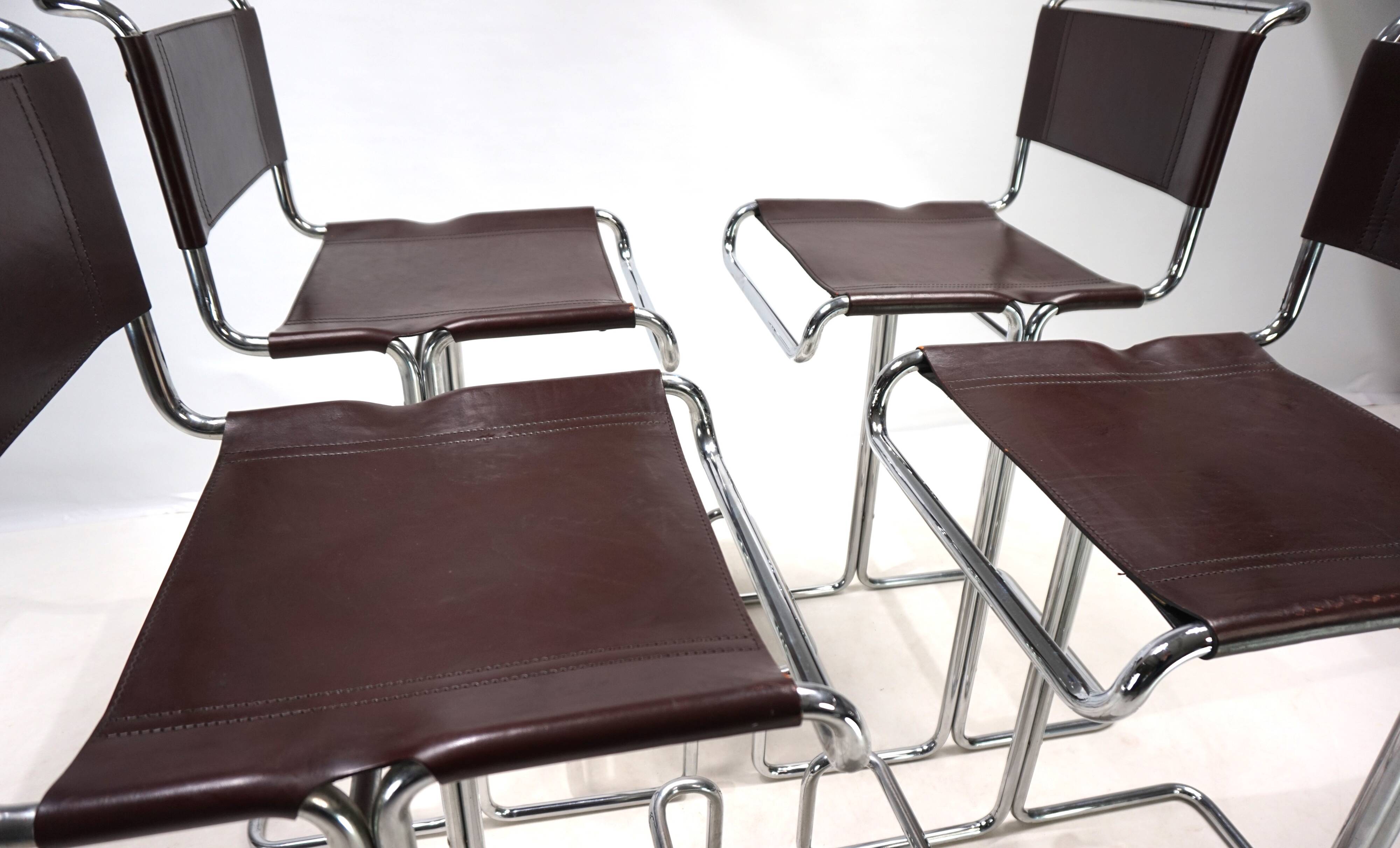 Ensemble de 4 tabourets de bar en acier tubulaire Linea Veam, 1960