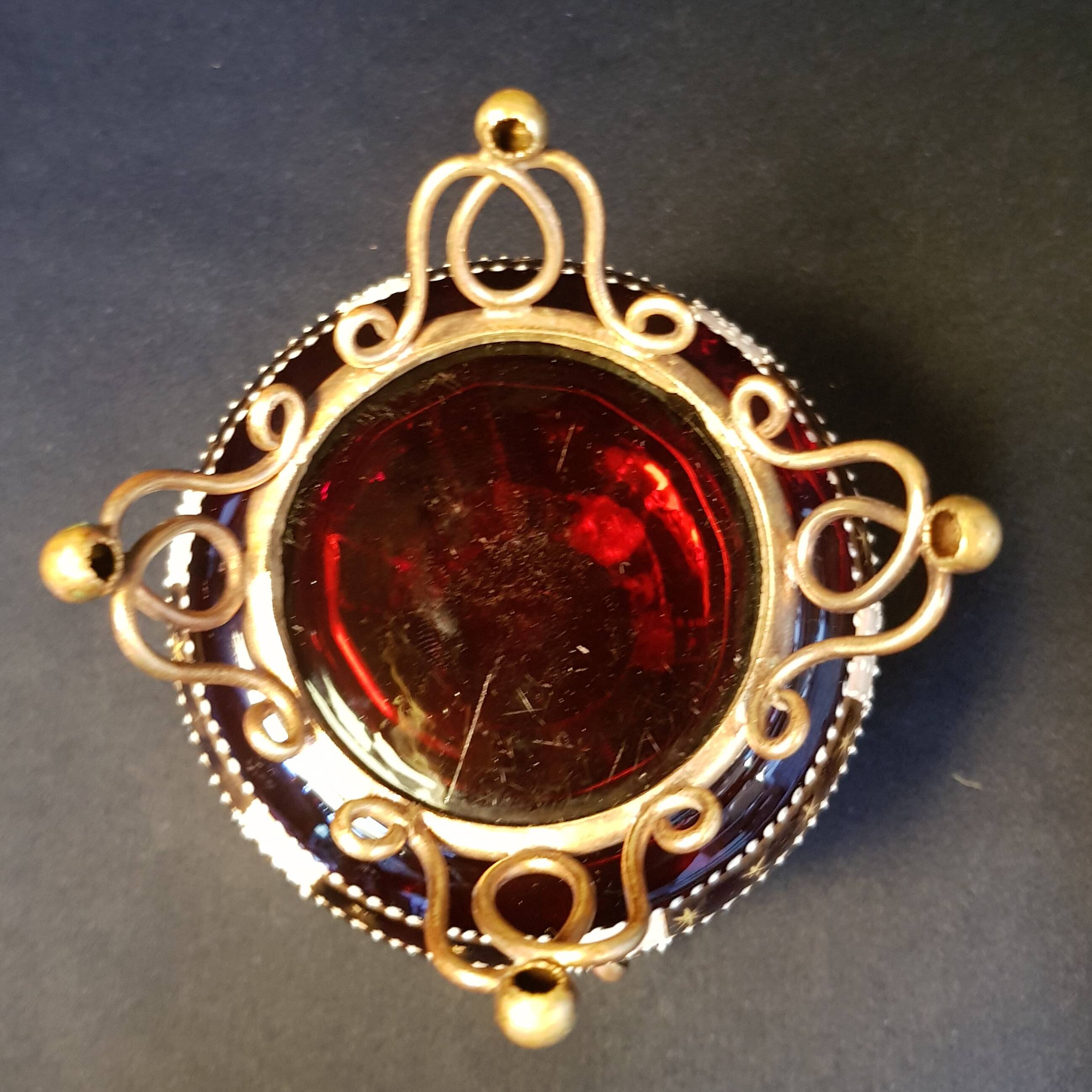 Jewelry box, candy box in gilded and enameled glass
