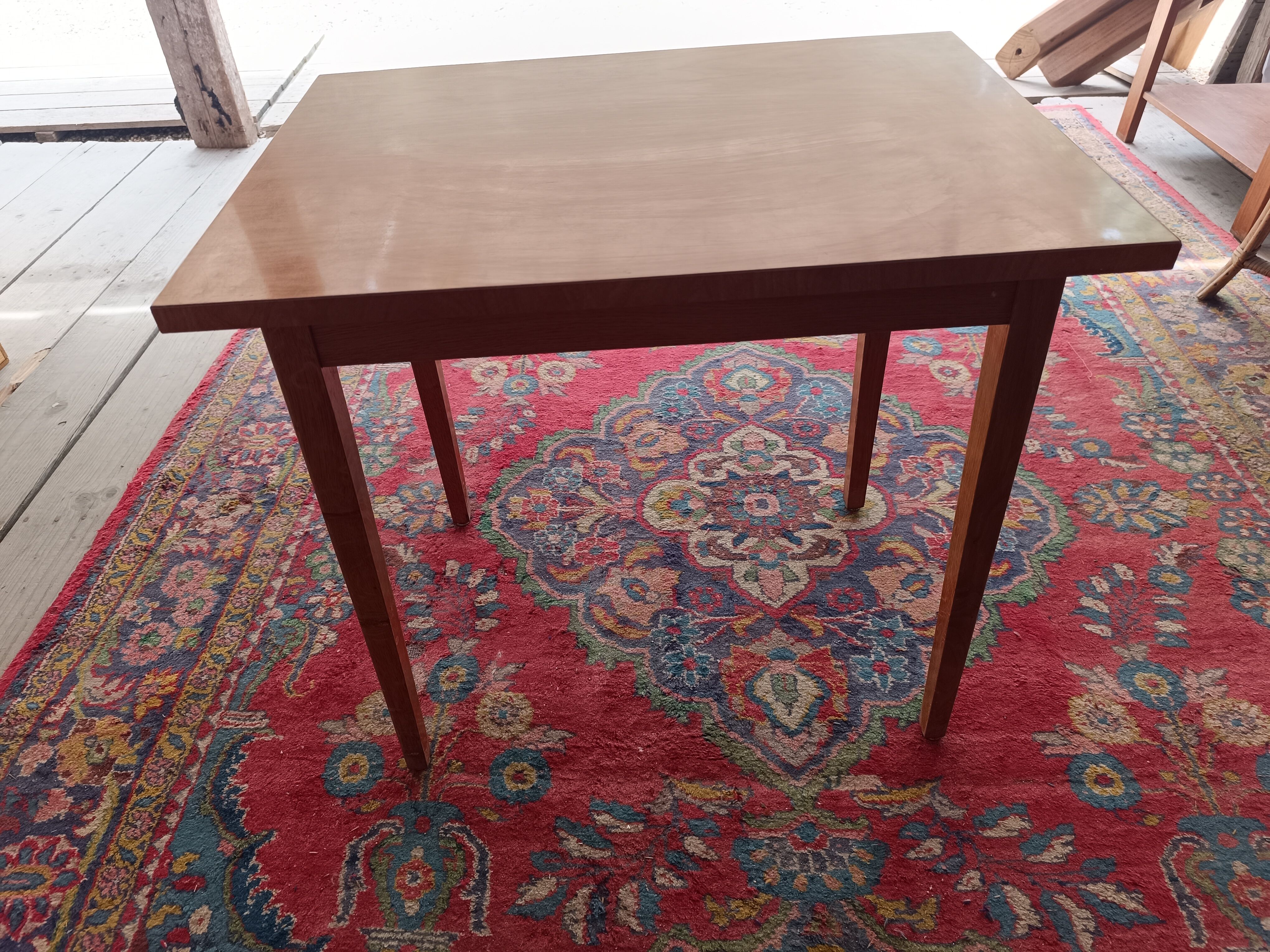 Petite table vintage