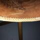 Paires de tabourets tripode en cuir