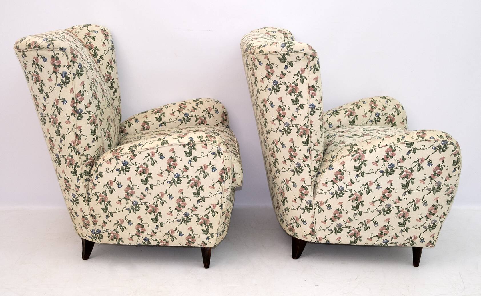 Paire de fauteuils italiens modernes du milieu du siècle de Paolo Buffa, années 1950