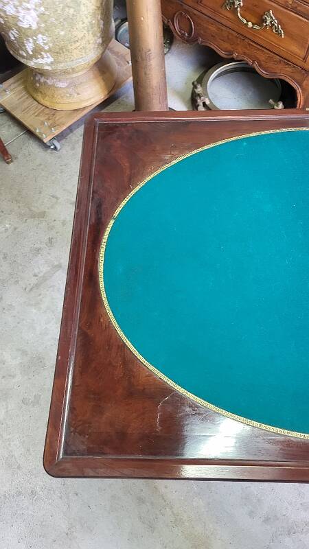 TABLE A JEUX EN ACAJOU ECRITOIRE BUREAU