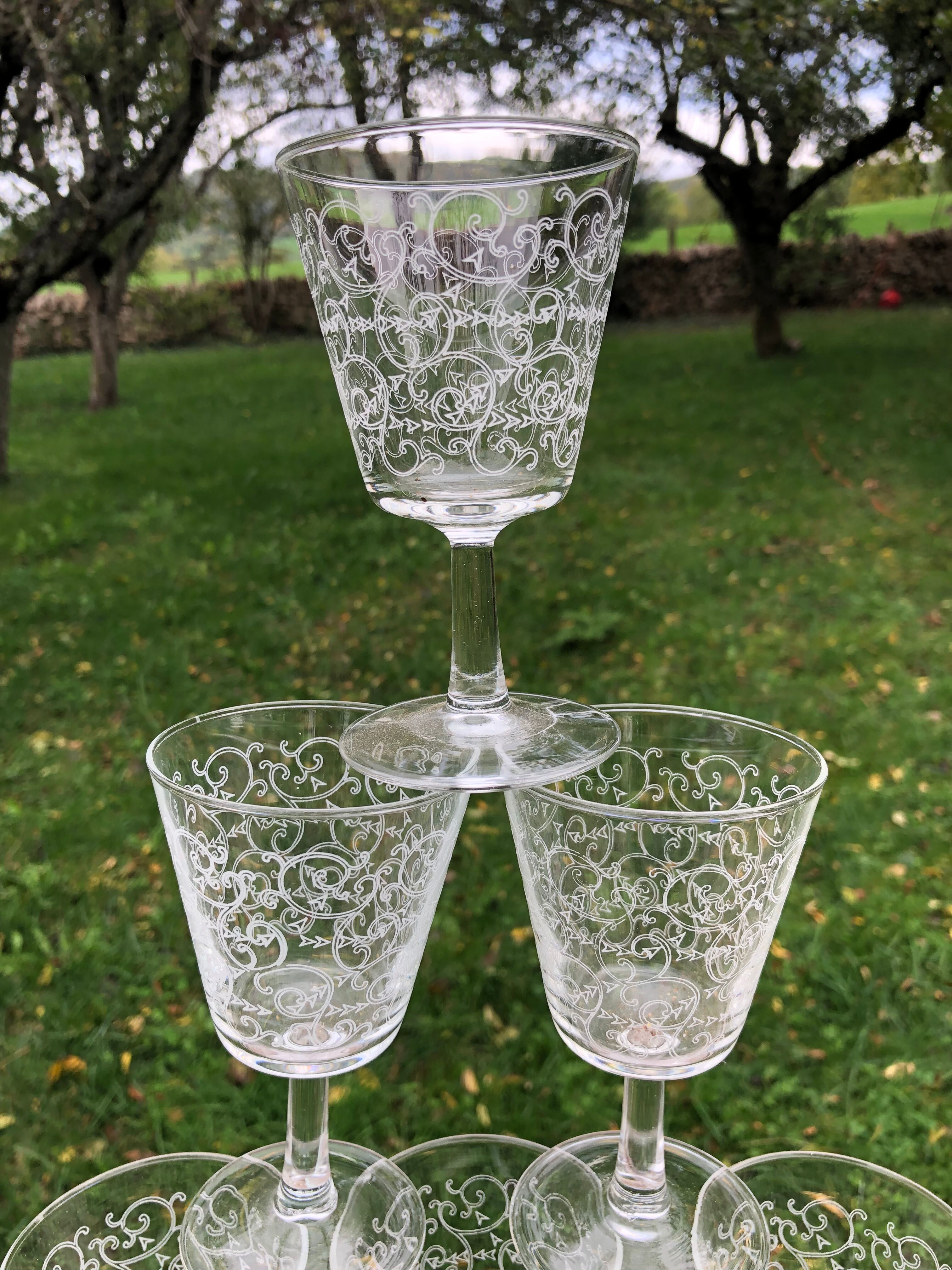 10 baroque stemmed glasses
