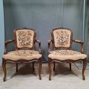 Paire de canriolet de style Louis XV