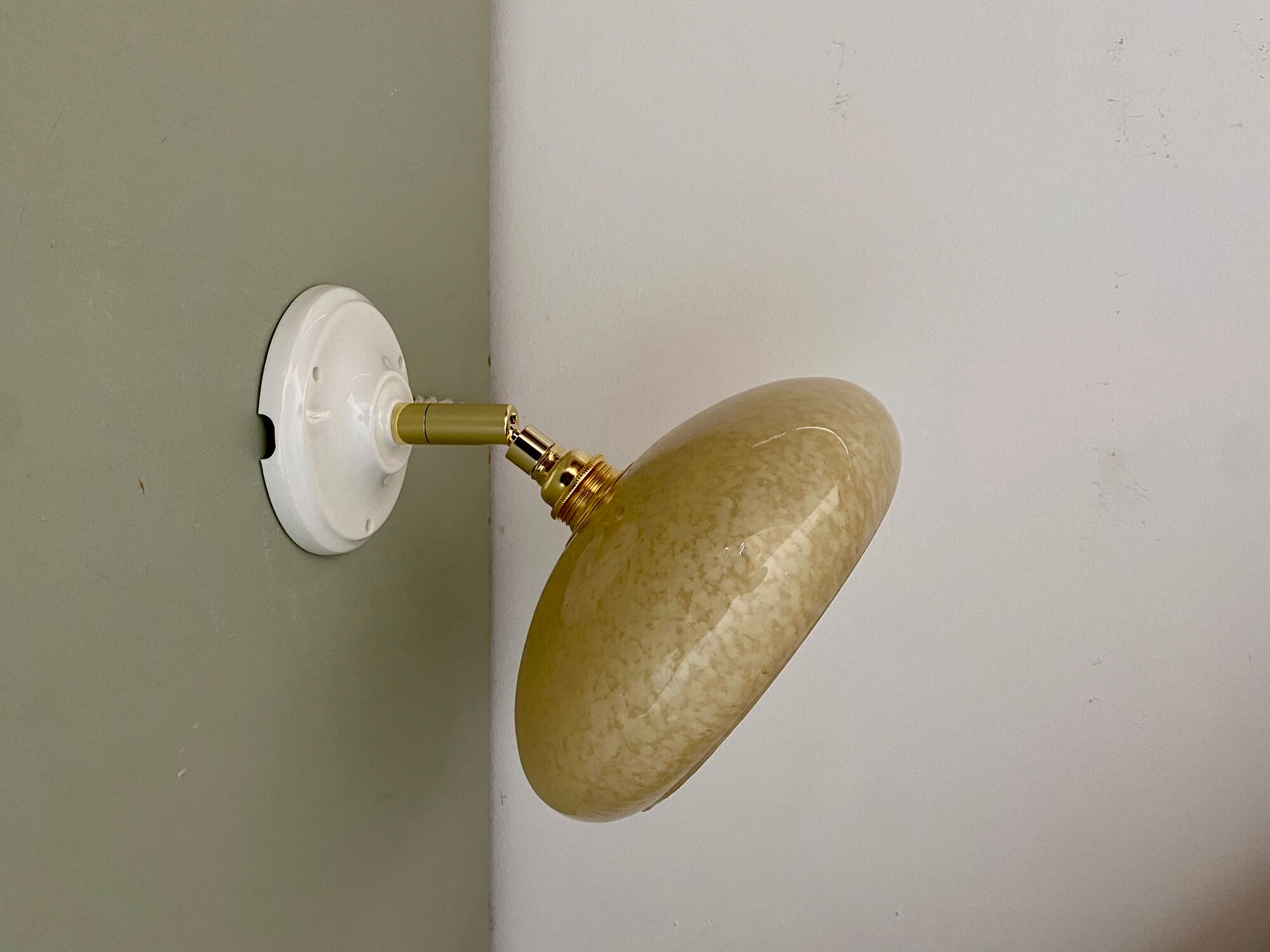 Vintage lampshade in Clichy glass pale yellow