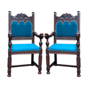 Paire de fauteuils de style Renaissance