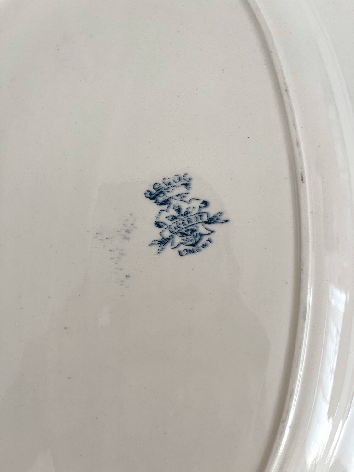 Plat ovale en terre de fer « Diderot » Longwy