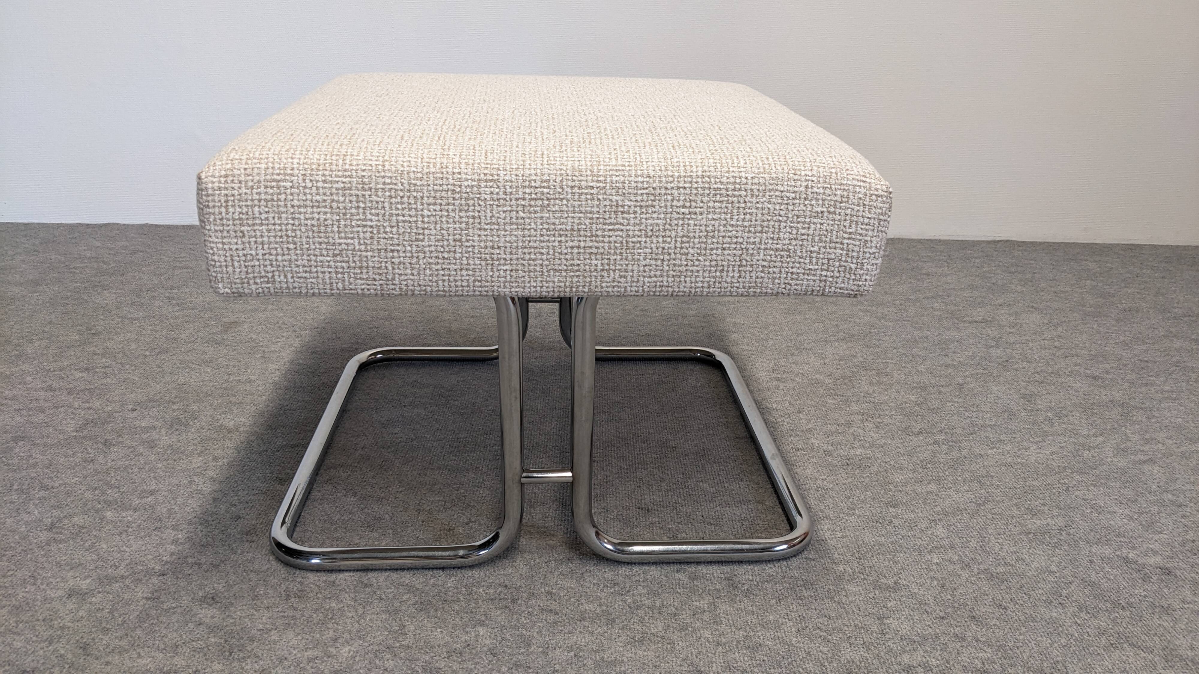 Low stool or tubular ottoman Space Age, France around 1970