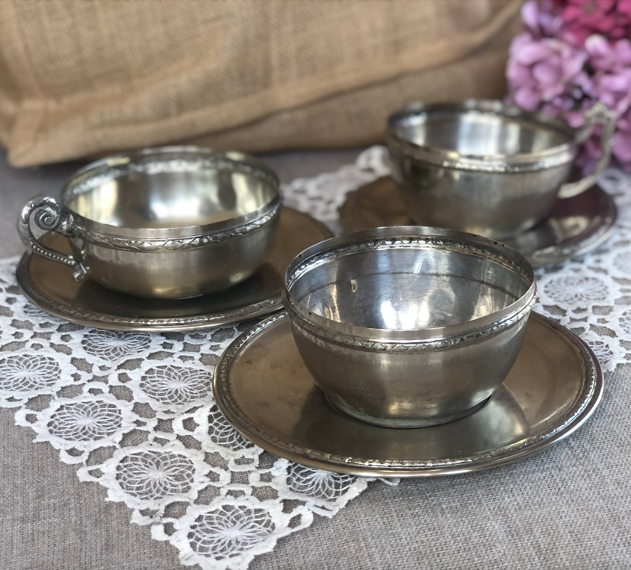 Set of 3 old "silverware" cups