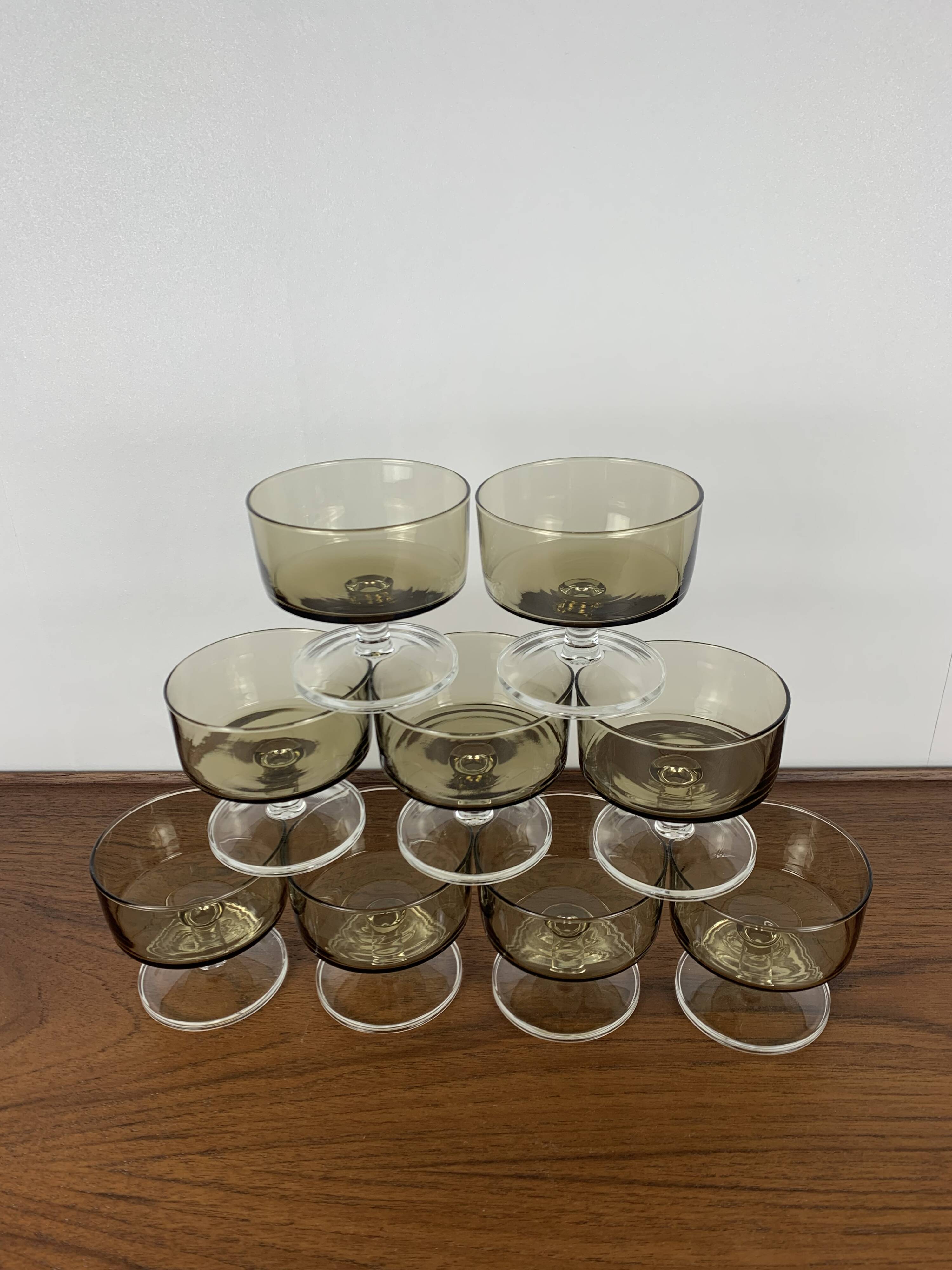 Set of 9 smoked glass champagne glasses, 1970