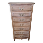Oak chest of drawers