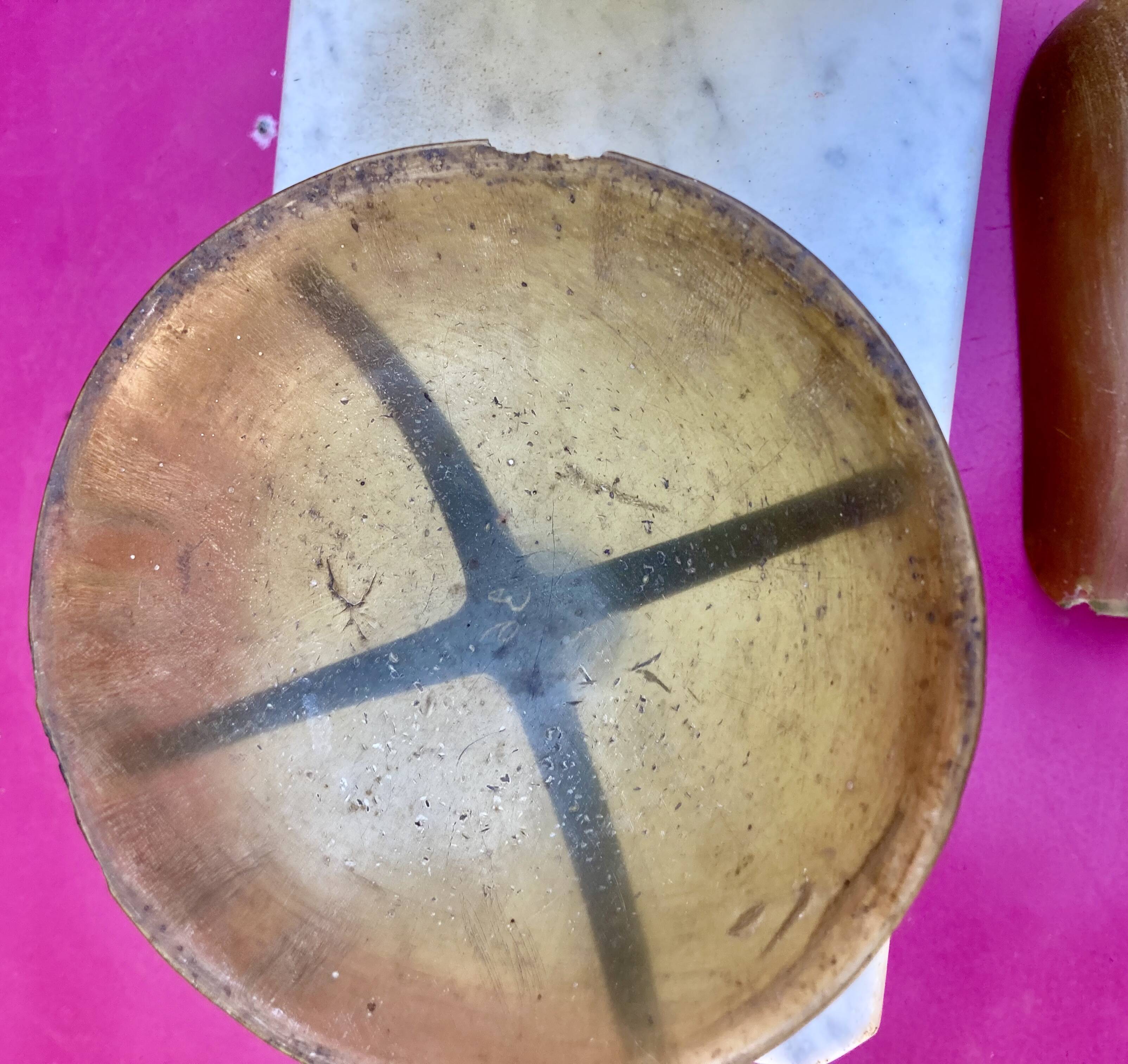 Old tobacco scale, or Apothecary horn trays