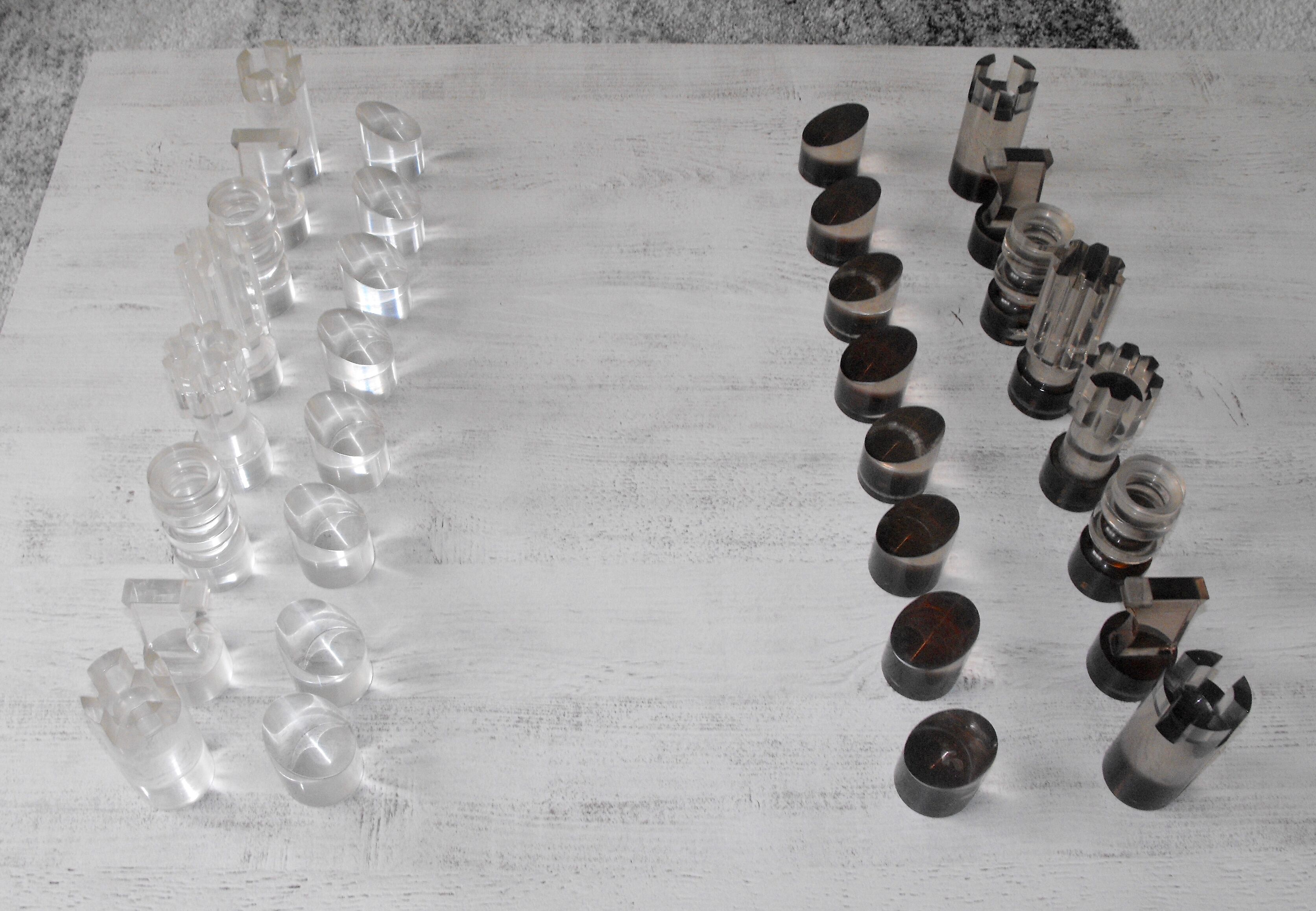 Michel Dumas chess game in altuglas 70s