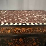 Commode française de style Napoléon III.