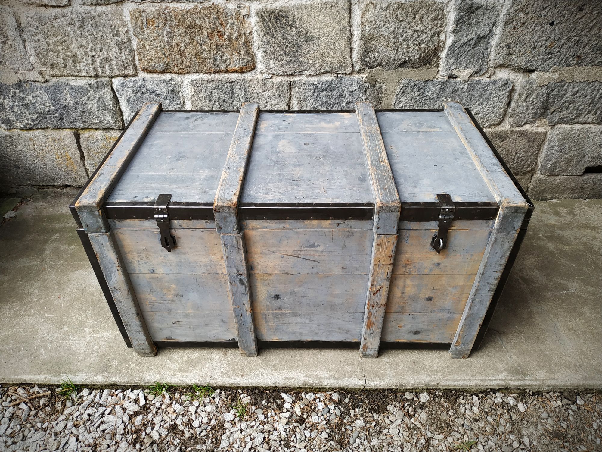 Malle de voyage coffre