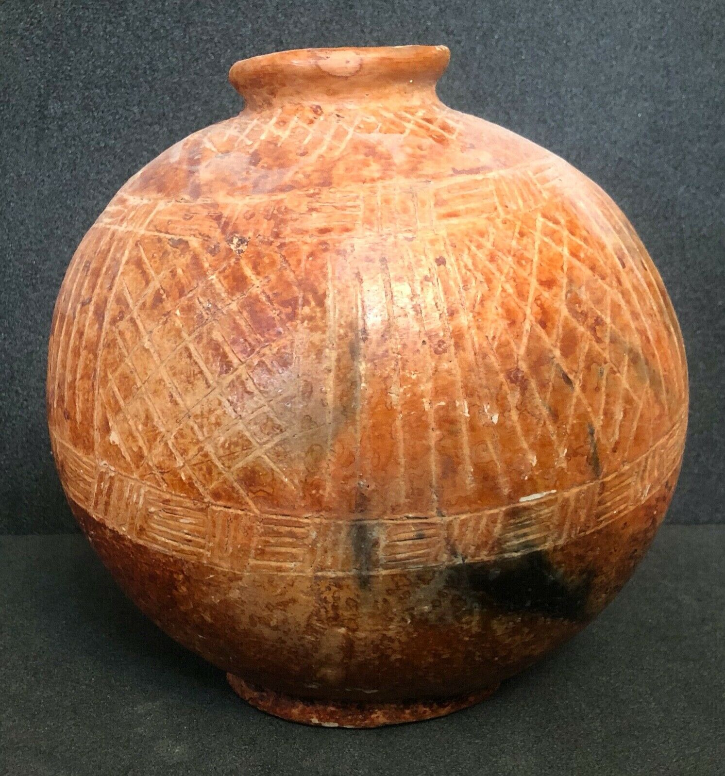 Vase o Dogon Mali milieu XXe Afrique