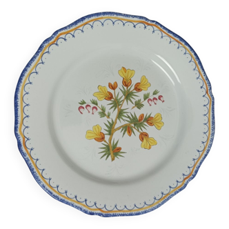 Henriot Quimper gorse decorated plate