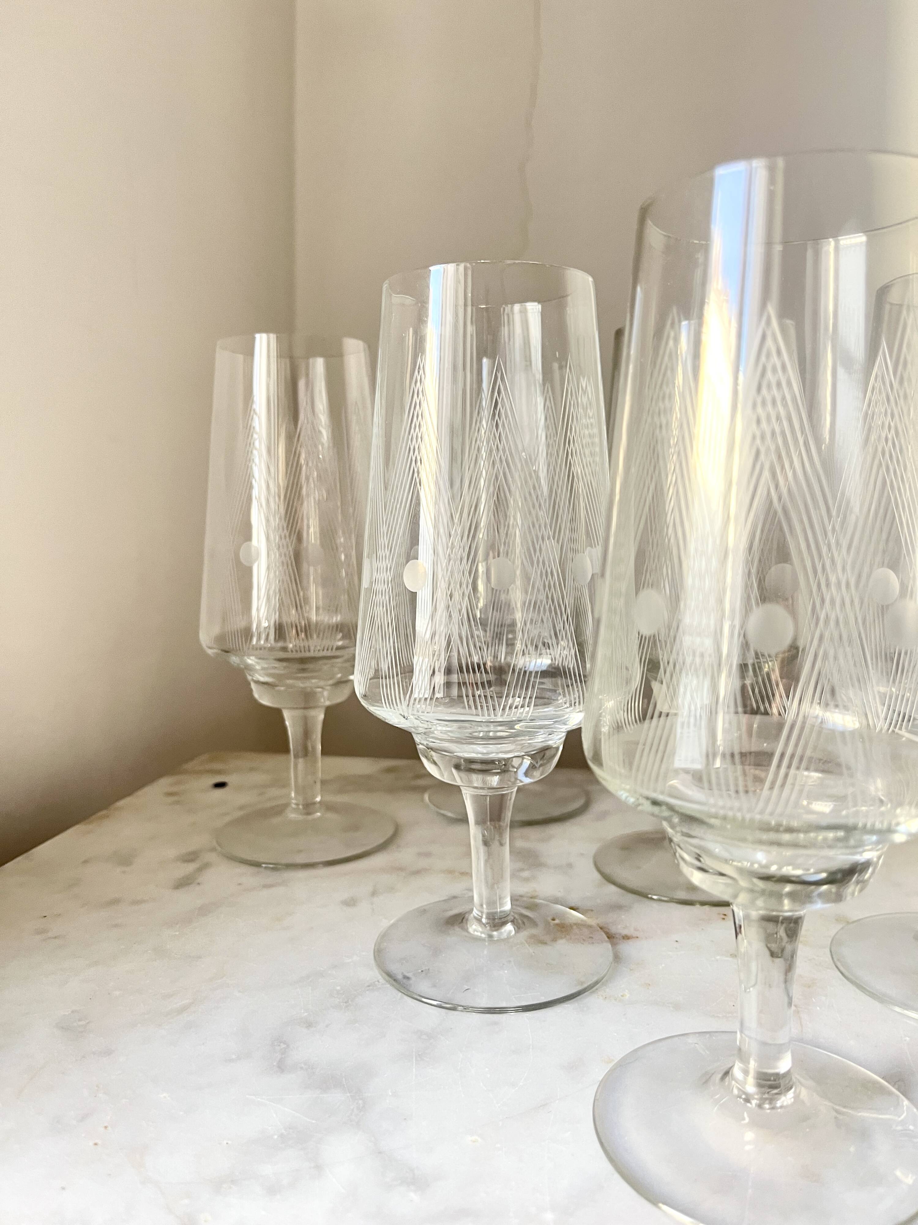 Vintage Set of 6 Etched Crystal Glasses for Wine or Cocktail,  1960s Mid-Ce