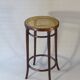 Tabouret : Bois-courbé, par Fischel vers 1900 ,canné.