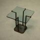 Table d'appoint modèle T18 par Peter Ghyczy années 1970