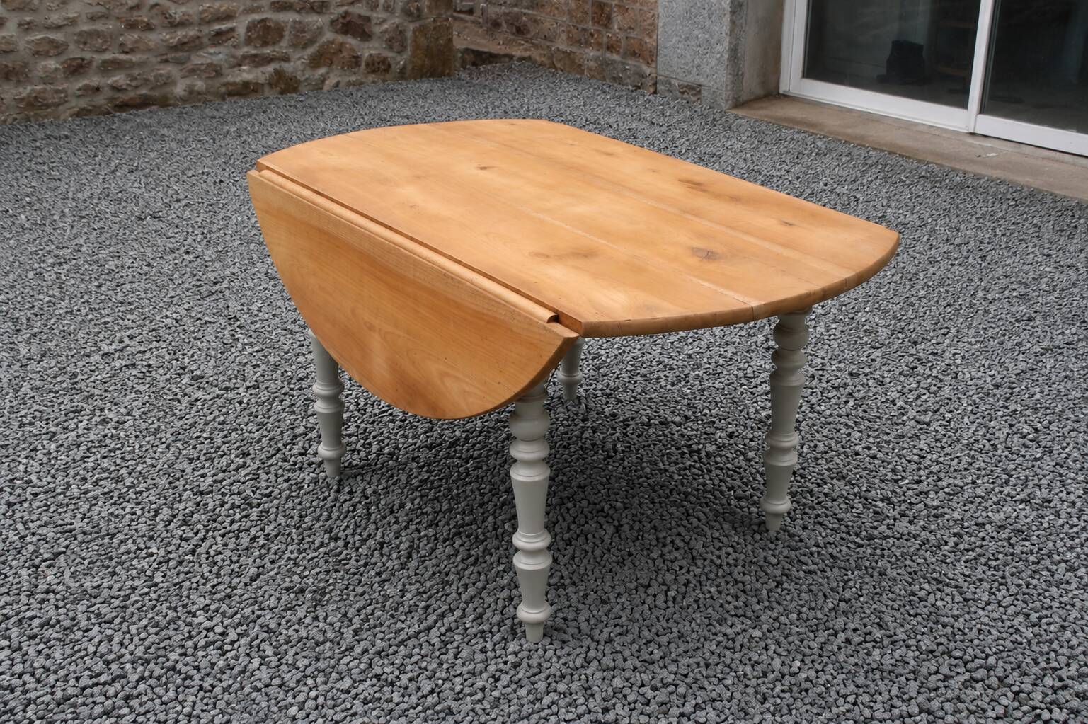 Table de ferme ronde à volets en bois massif – Ø 130 cm
