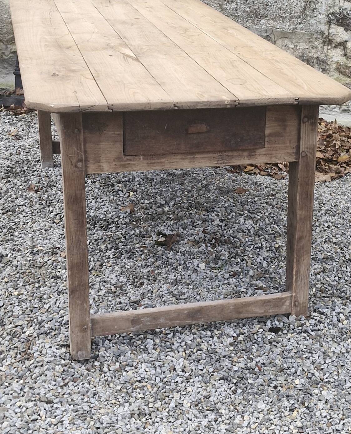 Farmhouse table