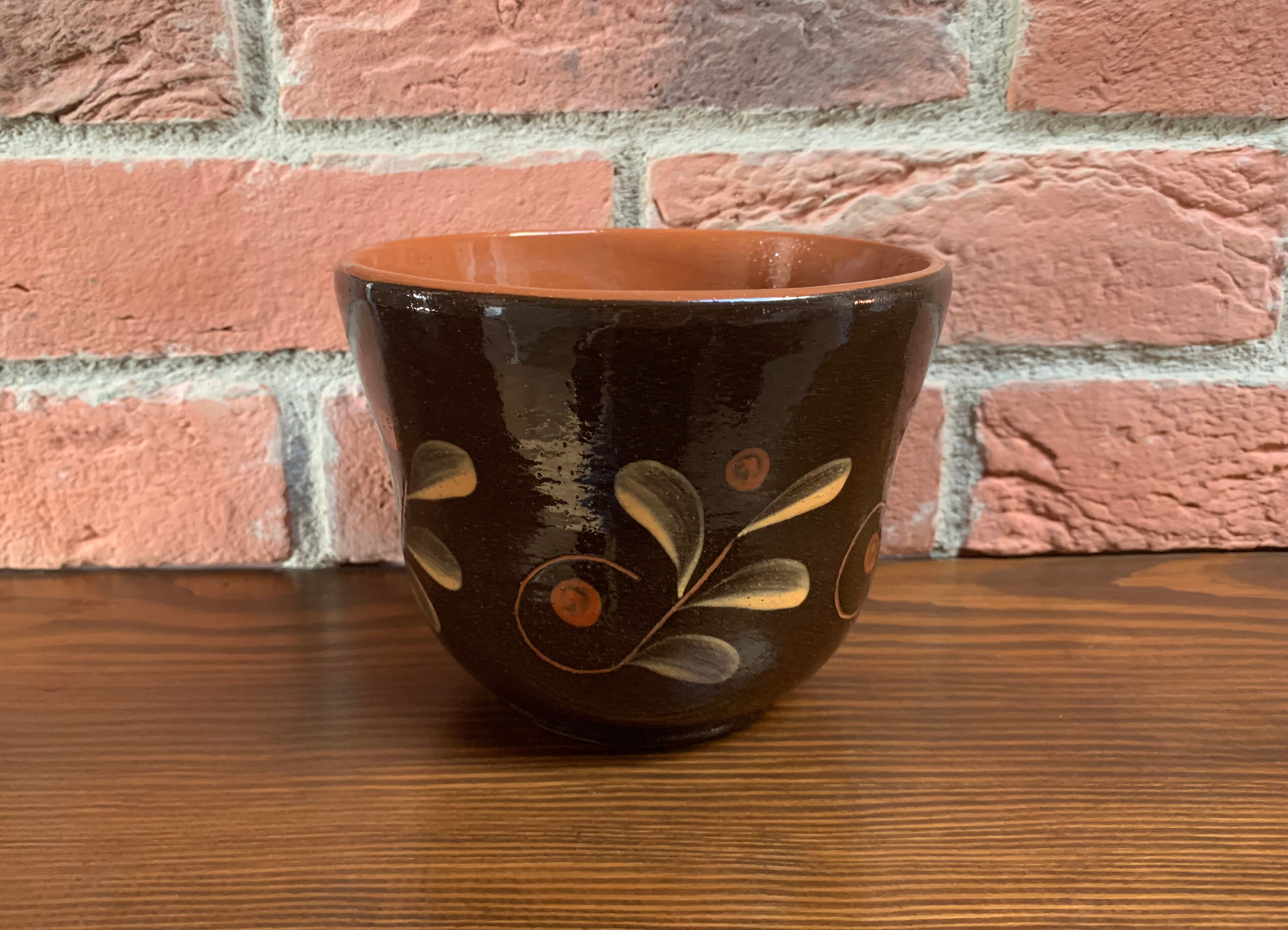 Dark Brown East German Planter with Floral Motif in the Style of Khokhloma