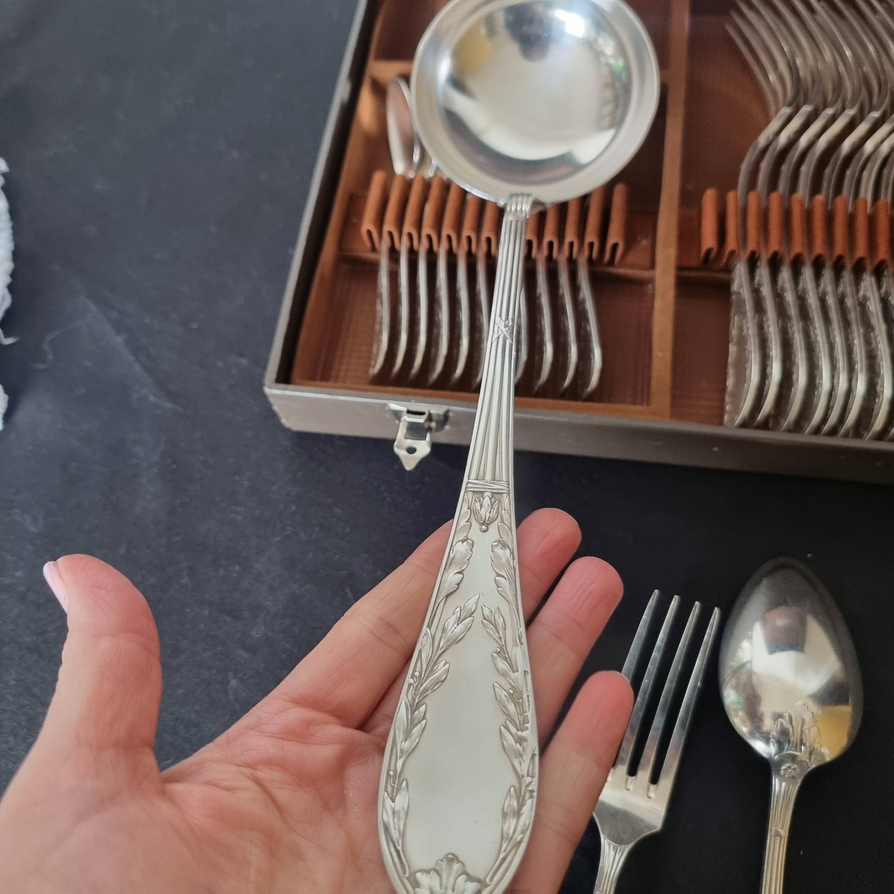 Médard Orfèvres Orfèvres vintage exclusif, 37 pièces, en métal argenté, sty